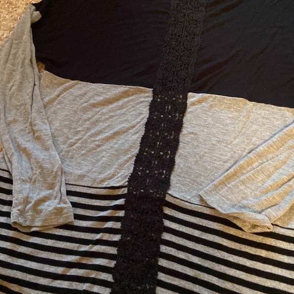 Francescas Striped Top - Picture 4 of 7